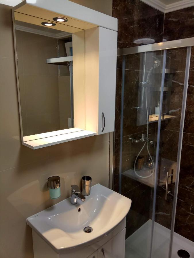 Apartment Cherry Gold 즈레냐닌 외부 사진