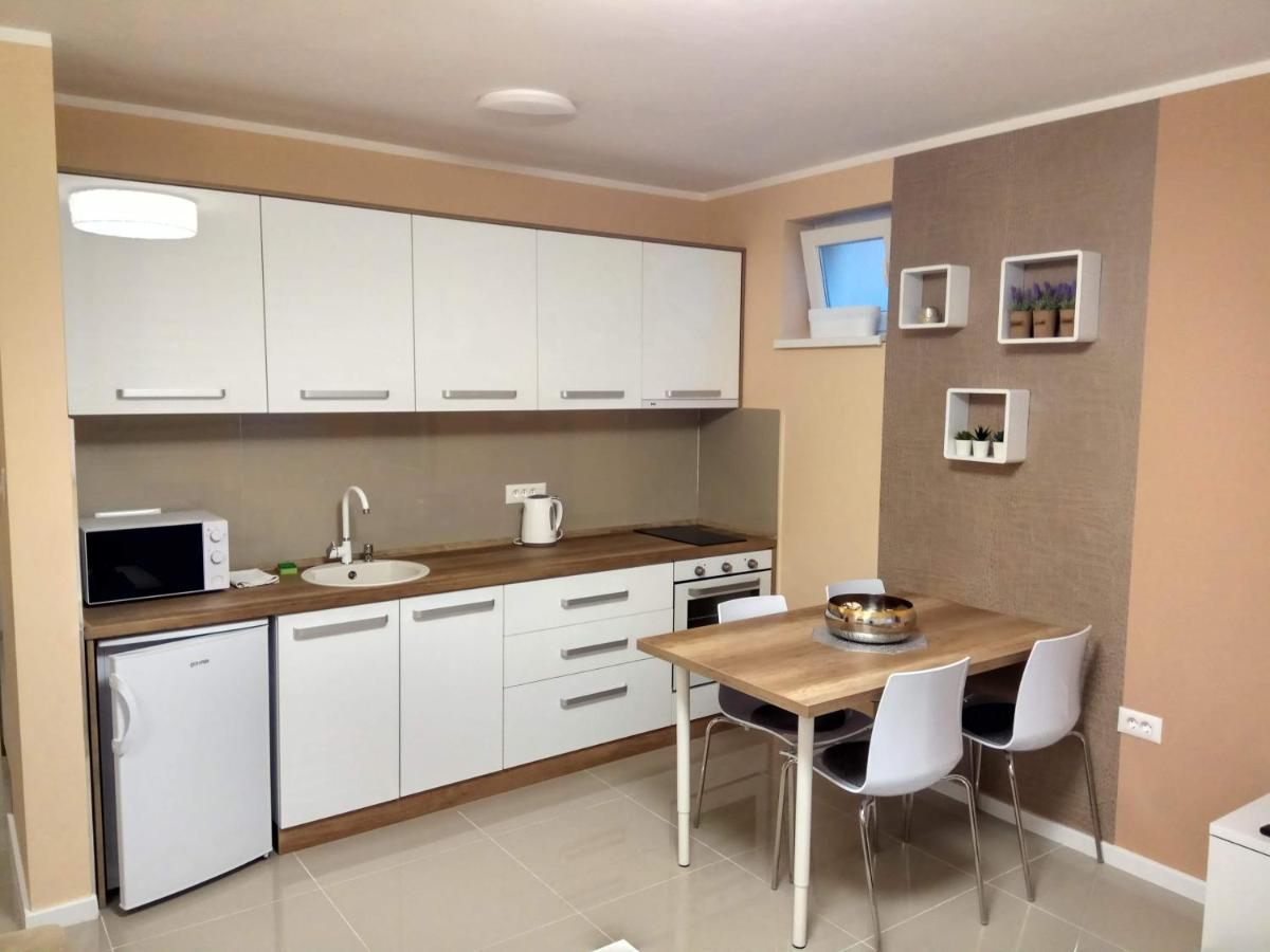 Apartment Cherry Gold 즈레냐닌 외부 사진